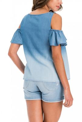 CAMISETA EN DENIM DEGRADE DE HOMBROS AL AIRE