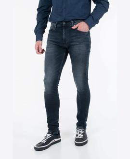 Thumb a03372 1