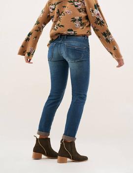 PANTALÓN VAQUERO SECRET SLIM HIGH RISE CON CINTURON DE CUERO