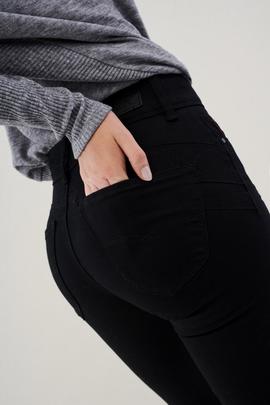 PANTALÓN VAQUERO SECRET SKINNY FIT HIGH RISE TRUE BLACK