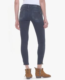 PANTALÓN VAQUERO JF PULP CAPRI 7/8 SLIM FIT BETTY W2064