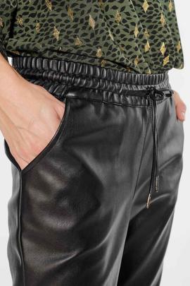 PANTALÓN JOGGER MINET DE ECOPIEL NEGRA