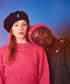 NYLON PLUSH REV BERET BLACK / ELECTRIC PINK