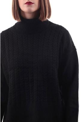 JERSEY CUELLO CISNE NEGRO CON COLETAS