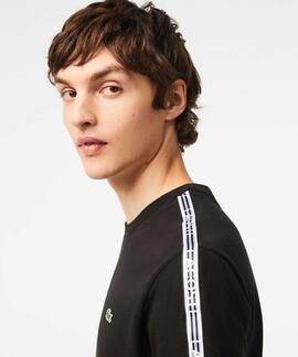 CAMISETA LACOSTE REGULAR FIT CON CINTA DEPORTIVA NEGRA