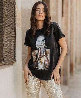 CAMISETA UNISEX SINEAD NEGRO DESGASTADO
