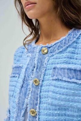CHAQUETA CHANEL TWEED AZUL CON DETALLES EN DENIM DESFLECADO