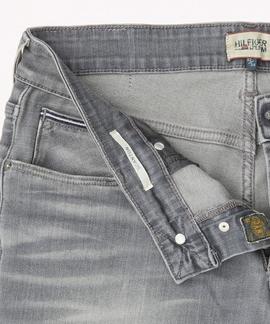 PANTALÓN VAQUERO SCANTON SLIM FIT ROLGC