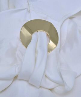 TOP DRAPEADO BEIGE CLARO