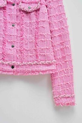 CHAQUETA TWEED ROSA CON DETALLES DE PEDRERÍA