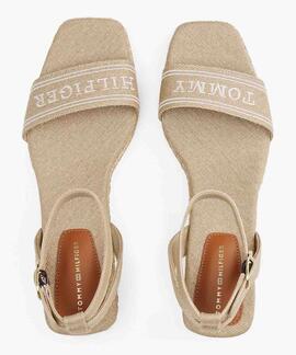SANDALIAS DE MEDIA CUÑA CON YUTE ESTILO ALPARGATA BEIGE