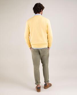SUDADERA CUELLO CAJA GARMENT DYED MOSTAZA
