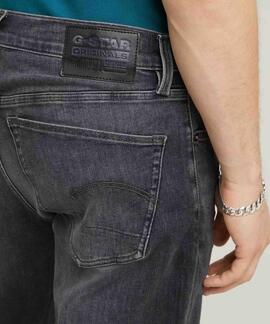PANTALÓN VAQUERO G-STAR 3301 SLIM FADED BLACK MAGNET