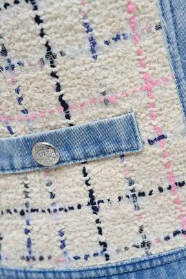 CHAQUETA TWEED SLIM FIT CON DETALLES EN DENIM AZUL