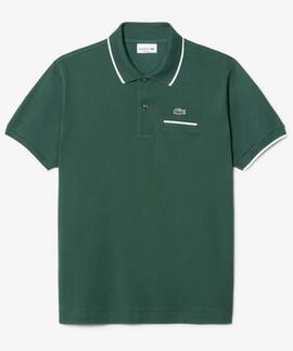 POLO CORTE CLÁSICO CON DETALLE EN EL BOLSILLO VERDE
