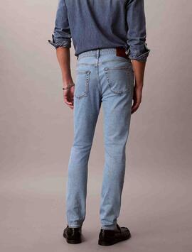 PANTALÓN VAQUERO CK SLIM TAPERED ADAM LIGHT STONE