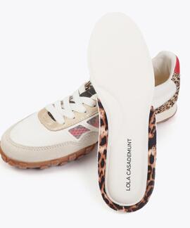 DEPORTIVA CON TEJIDO DE REJILLA Y ANIMAL PRINT CRUDO MULTICO