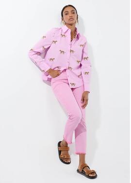 CAMISA POPELÍN ROSA CON ESTAMPADO DE LEOPARDO