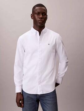 CAMISA CLÁSICA LISA DE OXFORD CON BOTONES REGULAR FIT BRILLA