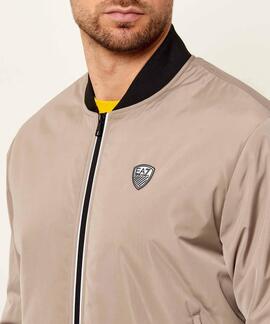 CAZADORA BOMBER EA7 TEJIDO TÉCNICO PREMIUM ROASTED CASHEW