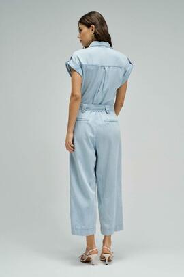 MONO EN LIGHTDENIM CROPPED SLIM COLOR AZUL CLARO