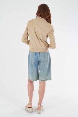 CAZADORA DE MUJER EFECTO ANTE COLOR BEIGE